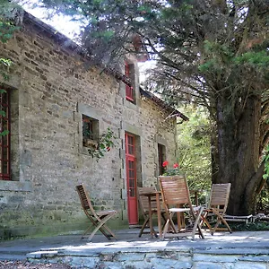 Du Manoir De Trégaray Couette-café Sixt-sur-Aff